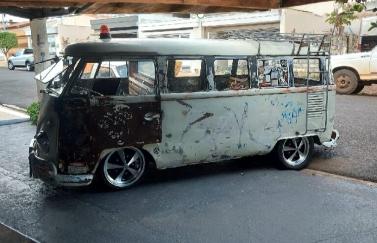 B269 – VW KOMBI 1974