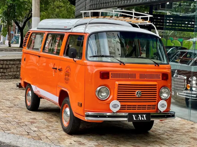 #719 – VW KOMBI CAMPER 2012