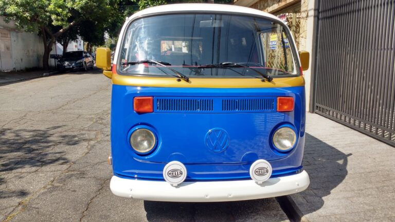 #593 – VW KOMBI 1988