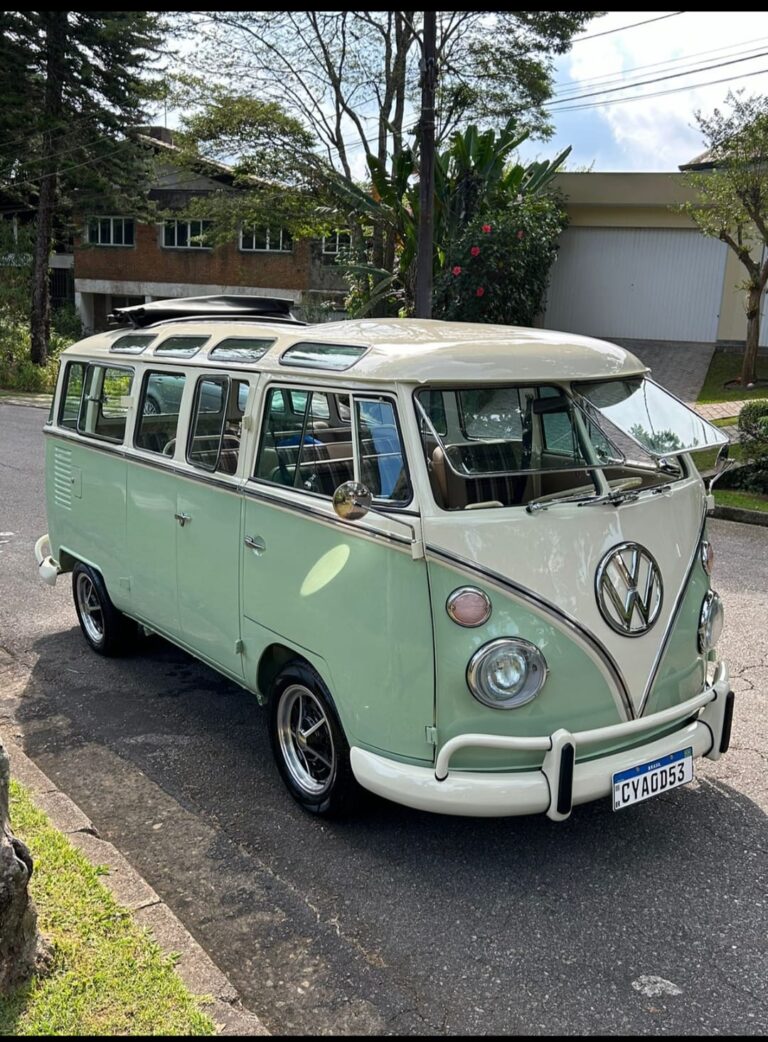 #680 – VW KOMBI 1974