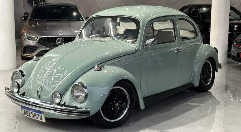 #715 – VW BEETLE 1982