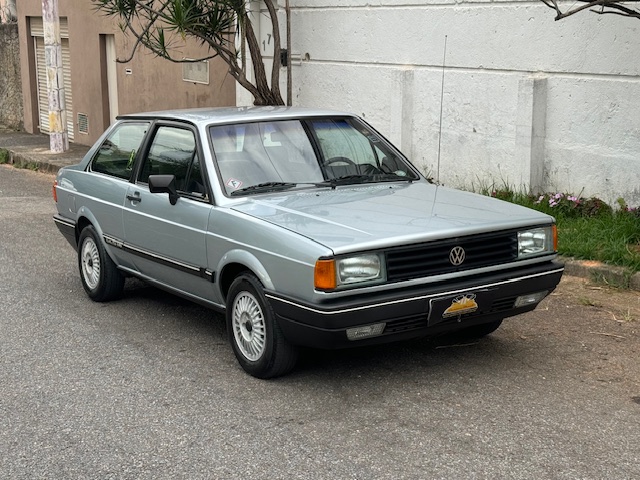 B115 – VW VOYAGE GLS 1989