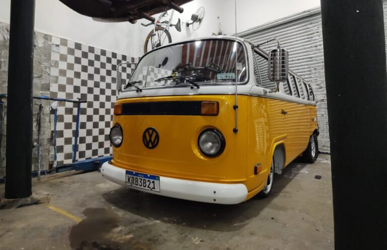 B208 – VW KOMBI 1996