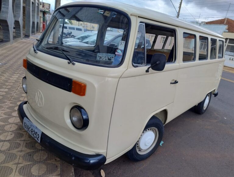 B247 – VW KOMBI 1989