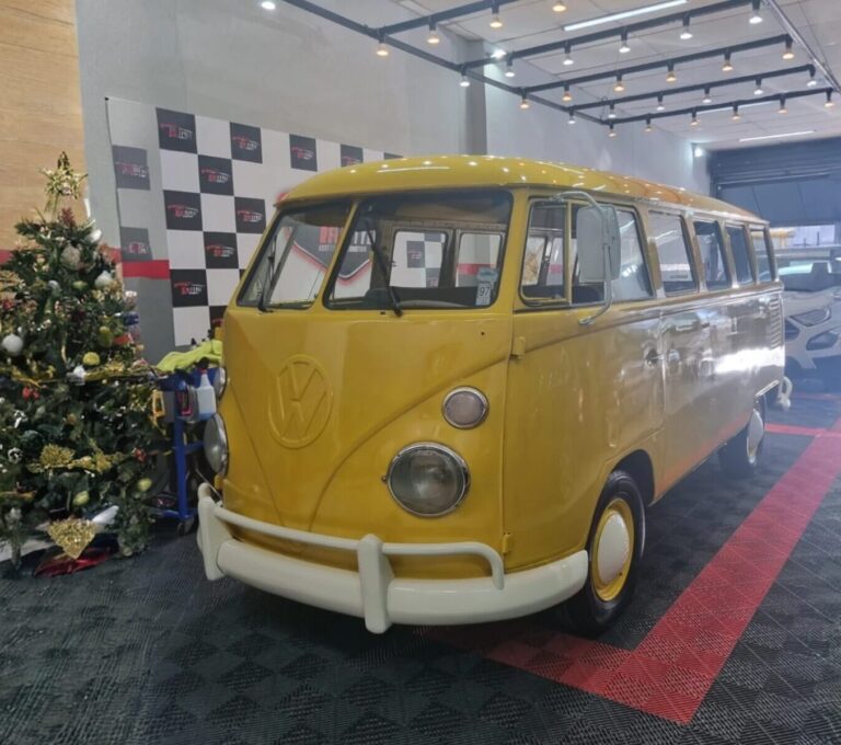 B300 – VW KOMBI 1975