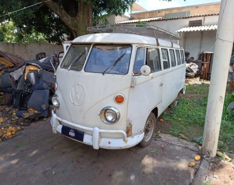 B302 – VW KOMBI 1974