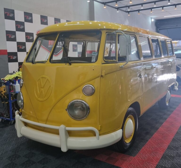 B300 – VW KOMBI 1975