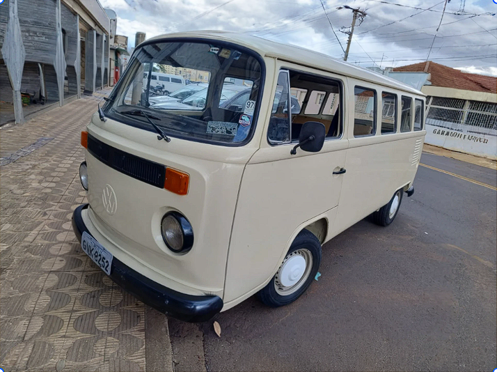 B247 – VW KOMBI 1989